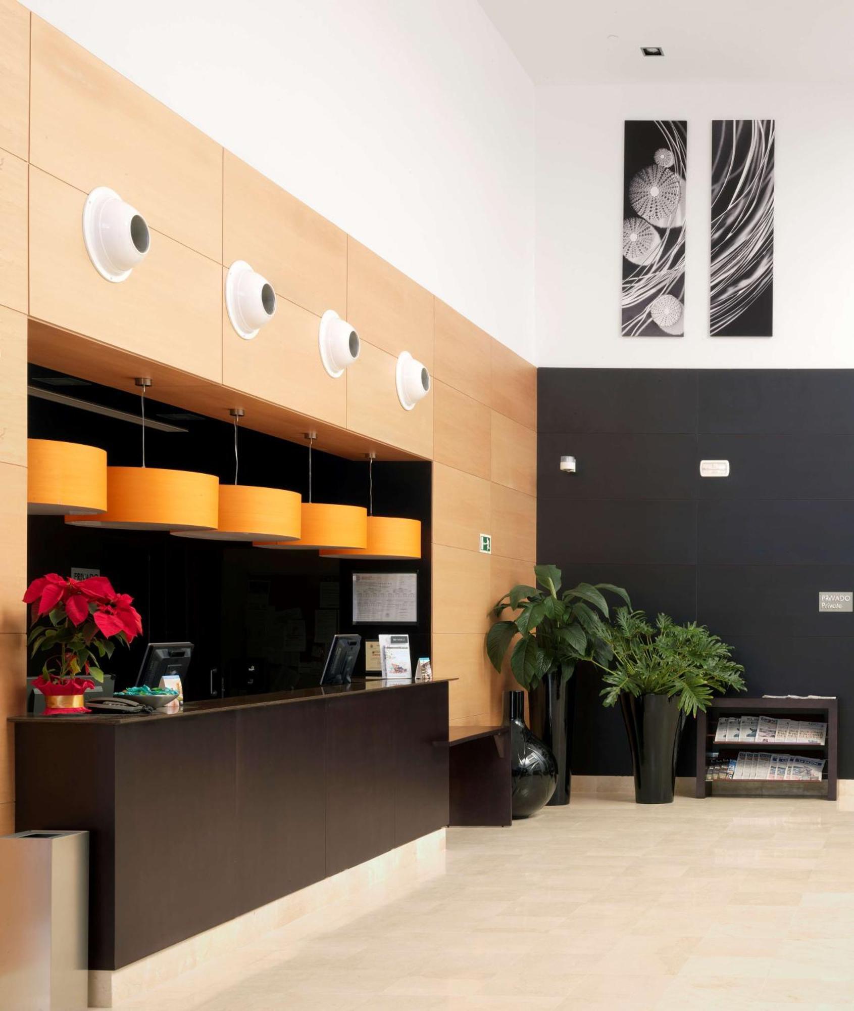 Nh Campo De Gibraltar Hotel 4*