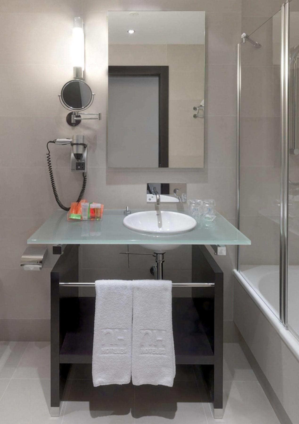 Hotel Nh Campo De Gibraltar 4*